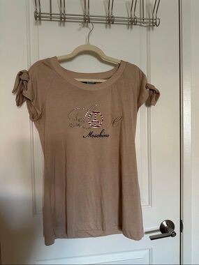 Moschino Beige Short-Sleeve Tee with Knot Sleeves and Rhinestone Logo